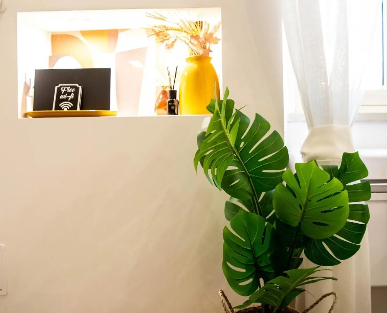 Residenza Dei Papi - Luxury City House Castel Gandolfo Apartment