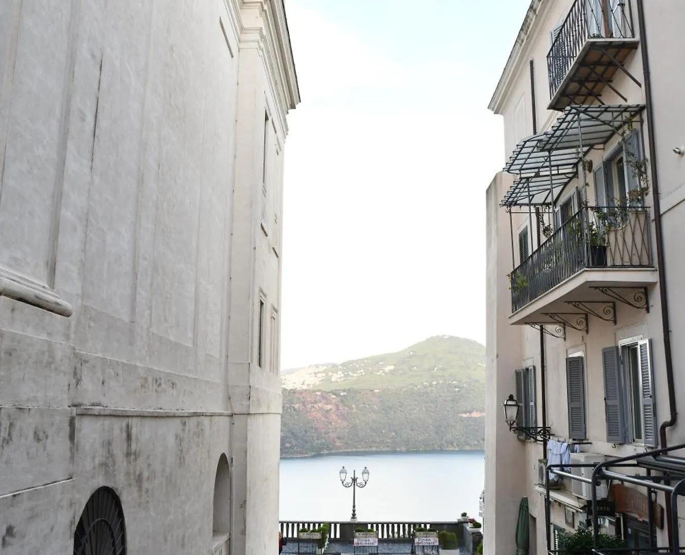 Residenza Dei Papi - Luxury City House Castel Gandolfo Apartment