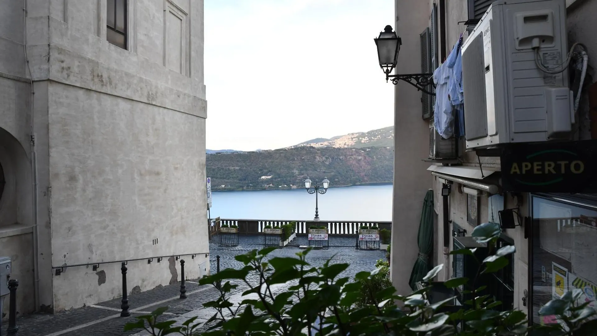 Residenza Dei Papi - Luxury City House Castel Gandolfo Italy